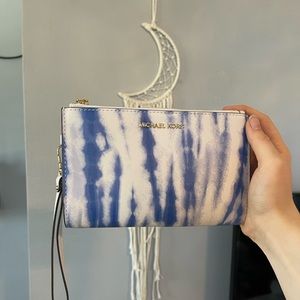 Michael Kors Jet Set Wristlet